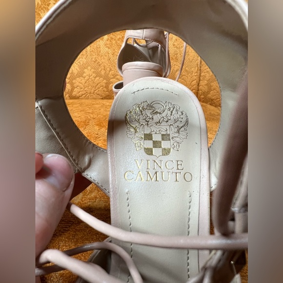 Vince Camuto chunky open toed heels with gold studs Size 6 1/2 - Picture 4 of 8